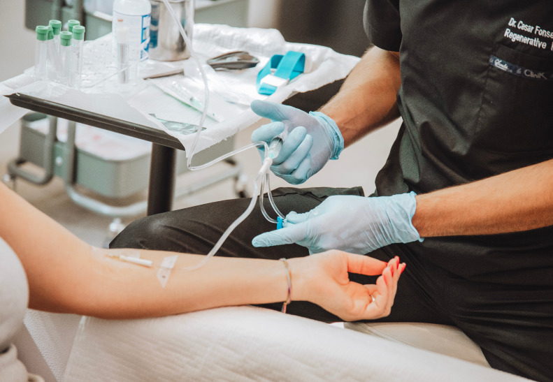 4 Benefits of Stem Cell Injections for Shoulder