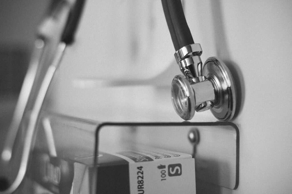 Longevity Medicine: How Regenerative Care Fits Into Healthy Aging