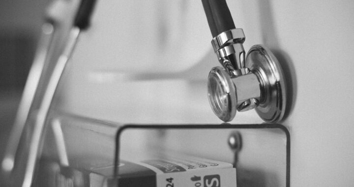 Longevity Medicine: How Regenerative Care Fits Into Healthy Aging